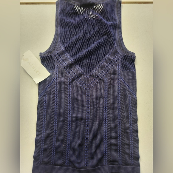 Athleta Tank NWT - Picture 2 of 6